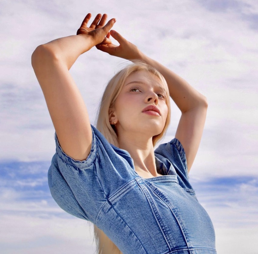 Zazie model