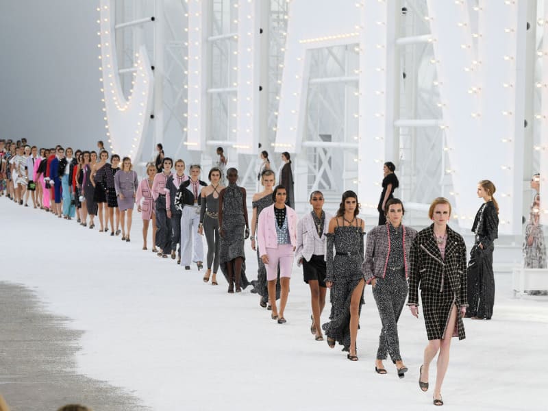 Enhancing visual appeal with Emoii’s model