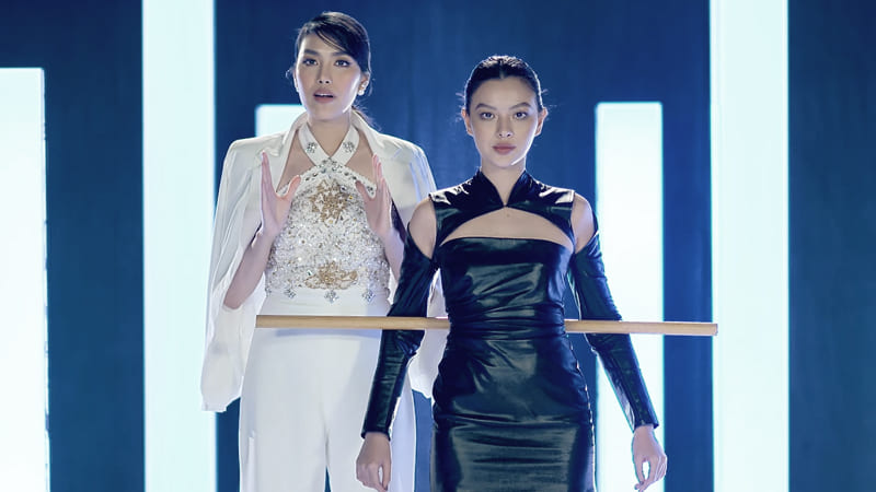 Tư thế đứng và cách giữ thăng bằng