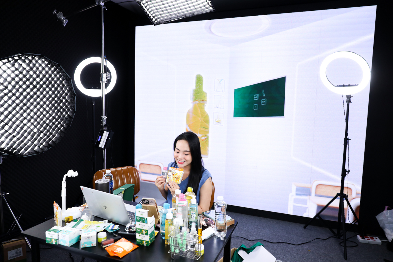 What is a professional livestream service?